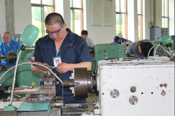 1.2内页3.jpg 1.2内页3.jpg